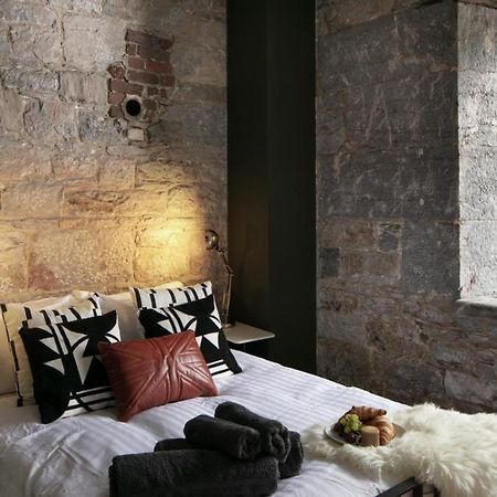 Two-Bedroom Apartment At Royal William Yard, プリマス エクステリア 写真