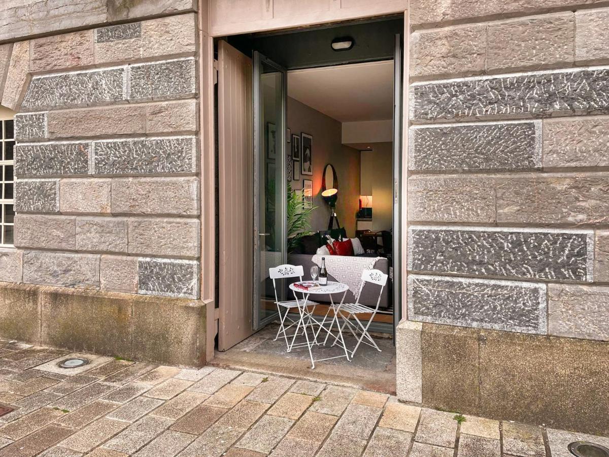 Two-Bedroom Apartment At Royal William Yard, プリマス エクステリア 写真